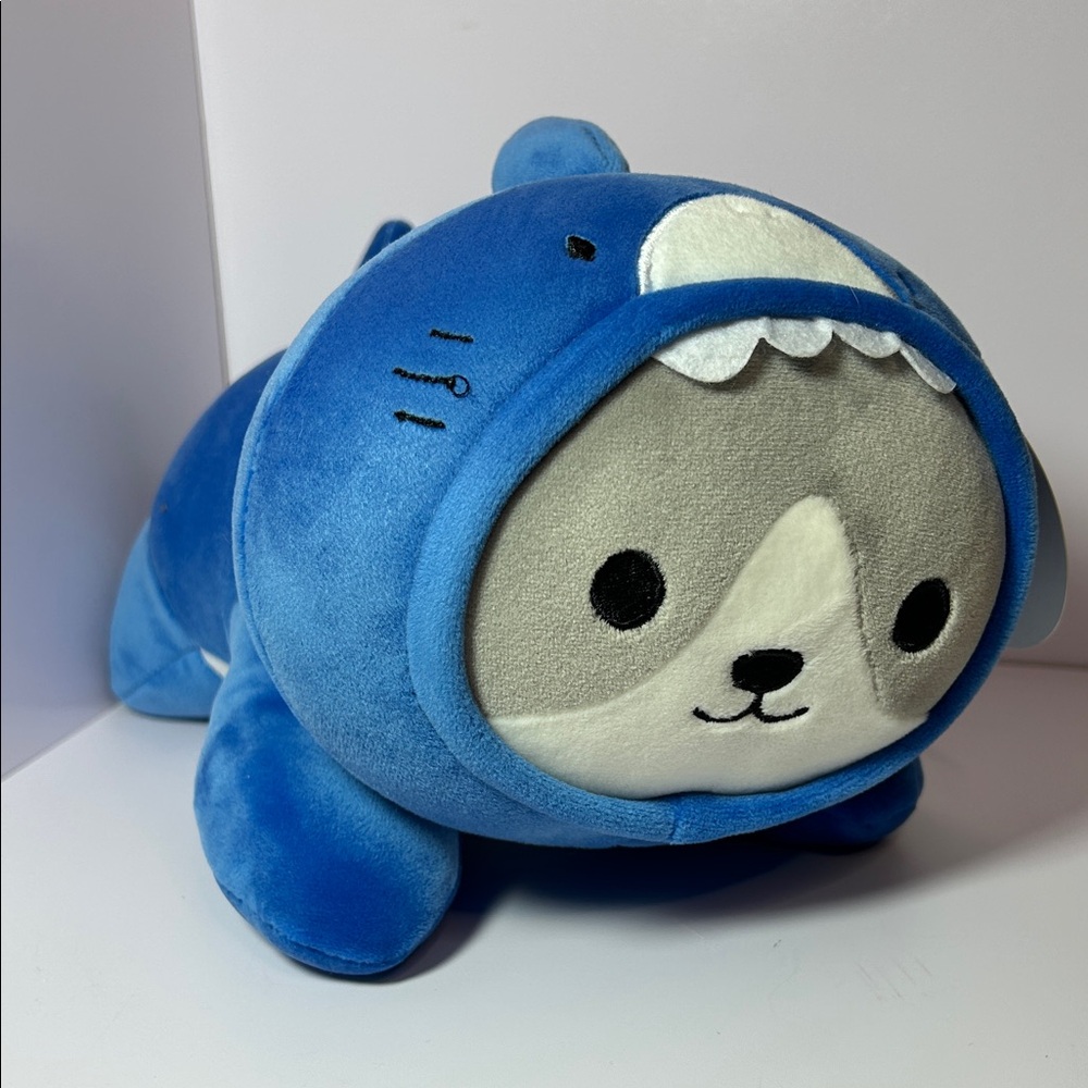 Smoochy Pals Blue Shark Cat Plush Toy 12“